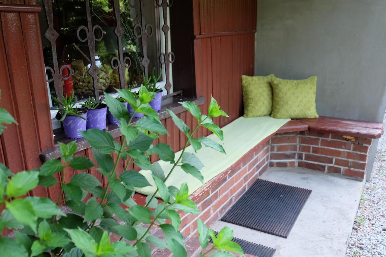 Willa Pod Aniolem - Pokoje Goscinne & Apartamenty Z Widokiem Na Gory Szczyrk Exterior photo