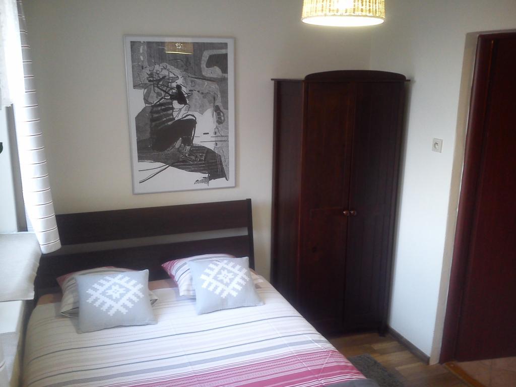 Willa Pod Aniolem - Pokoje Goscinne & Apartamenty Z Widokiem Na Gory Szczyrk Exterior photo