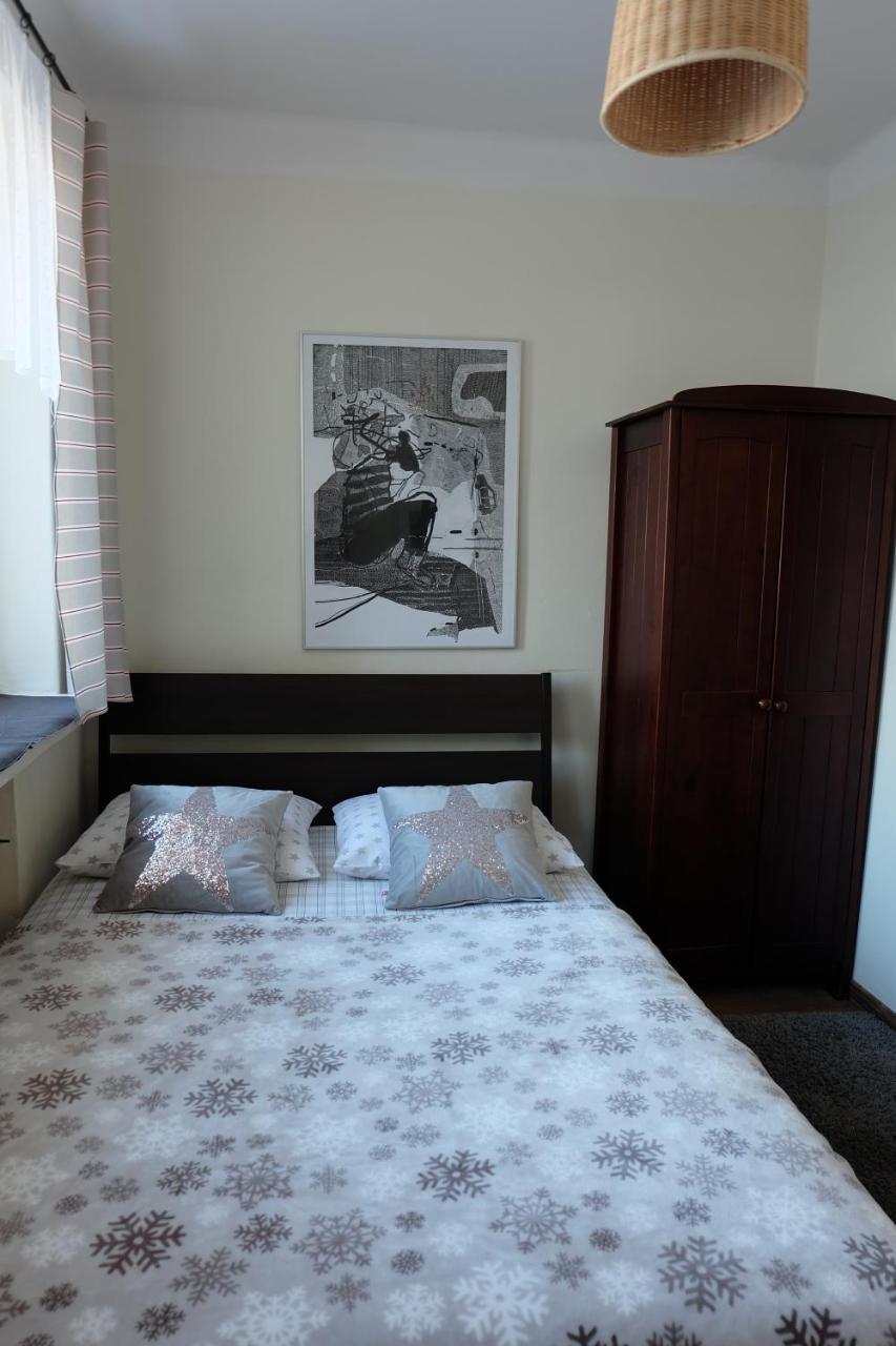 Willa Pod Aniolem - Pokoje Goscinne & Apartamenty Z Widokiem Na Gory Szczyrk Exterior photo