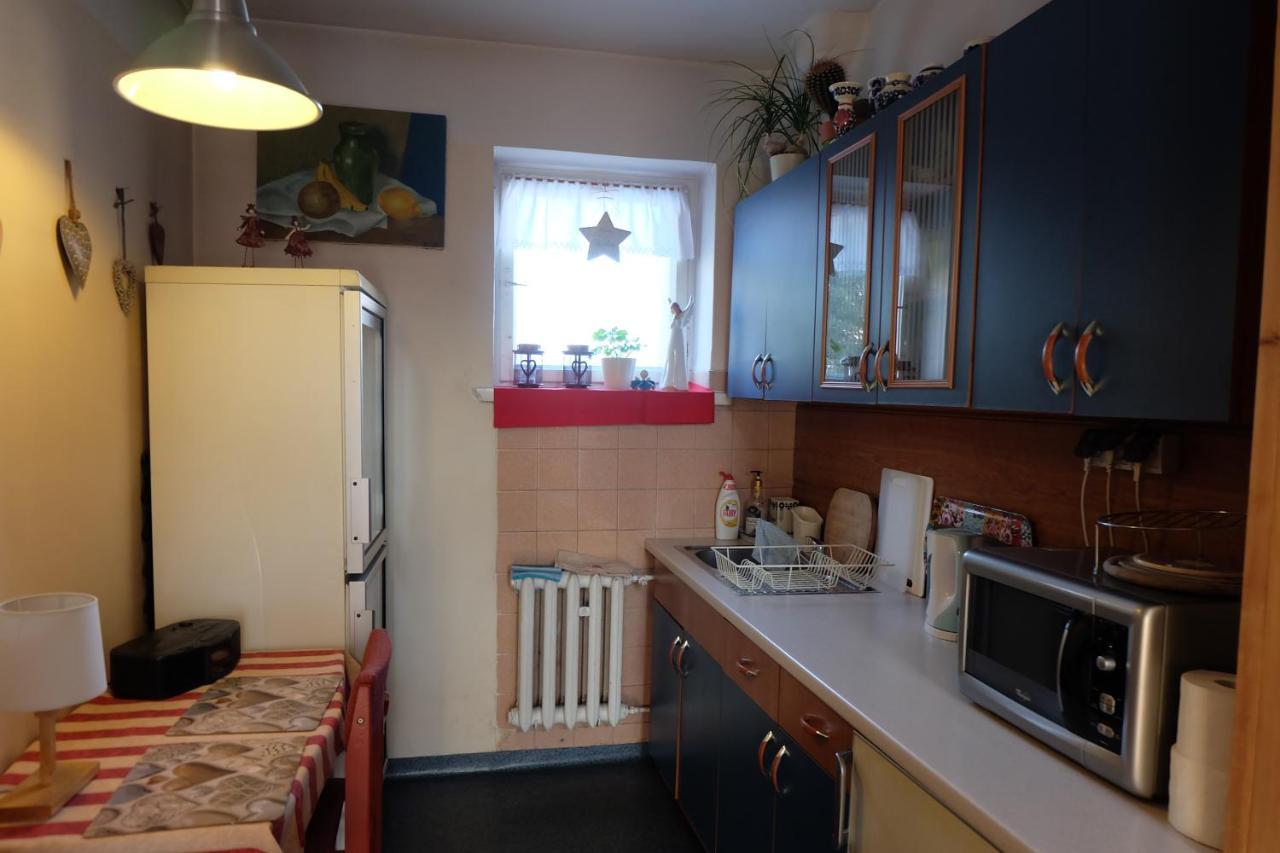 Willa Pod Aniolem - Pokoje Goscinne & Apartamenty Z Widokiem Na Gory Szczyrk Exterior photo