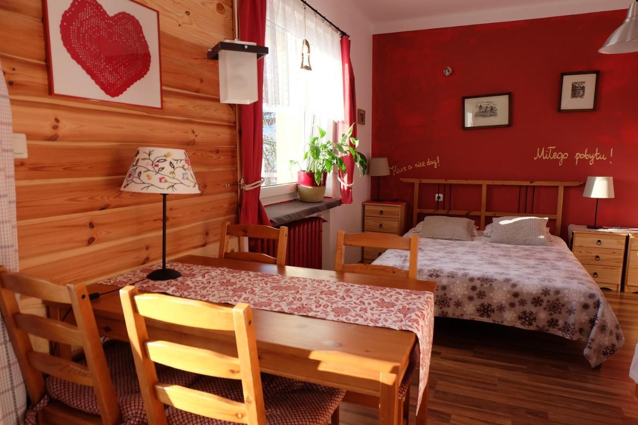 Willa Pod Aniolem - Pokoje Goscinne & Apartamenty Z Widokiem Na Gory Szczyrk Exterior photo